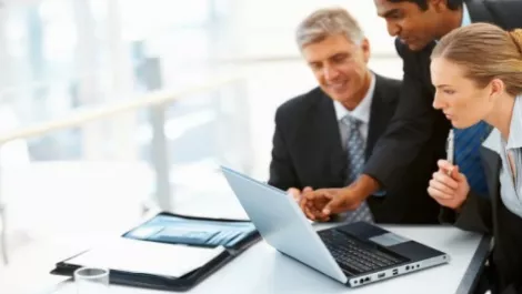 Kiwi businesses can now use Lync and Skype for video calling