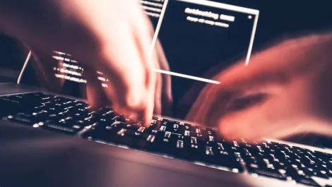 DRS CEO: “There are 3 groups of hackers: black, grey and white.”