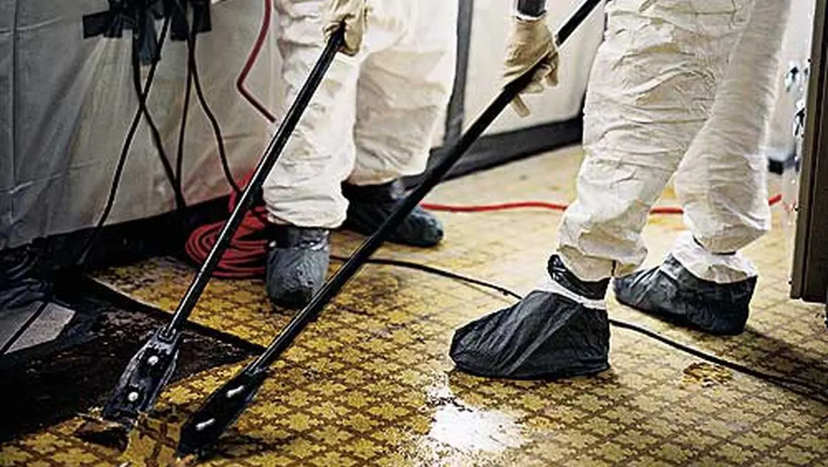Asbestos oversight a dangerous and expensive mishap