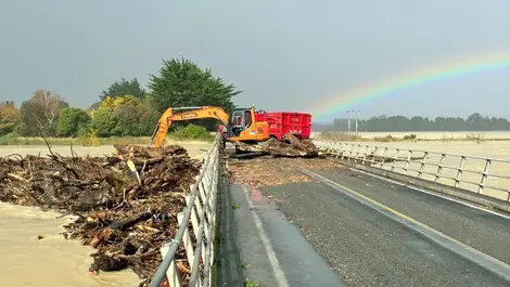 Vulnerable 114-year-old bridge into Martinborough closing for debris removal
