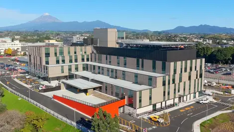 'Corridor caring from day one': New Taranaki ED still overwhelmed by patients