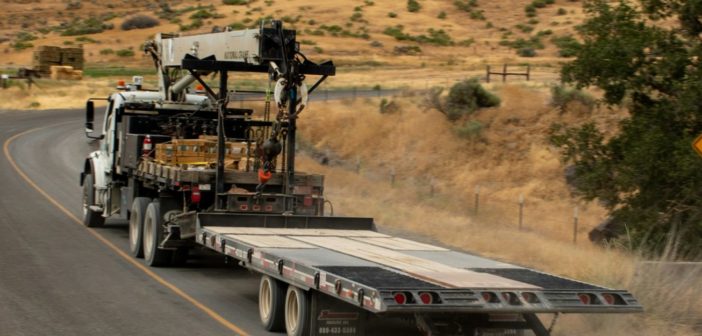 How to use a transport trailer properly